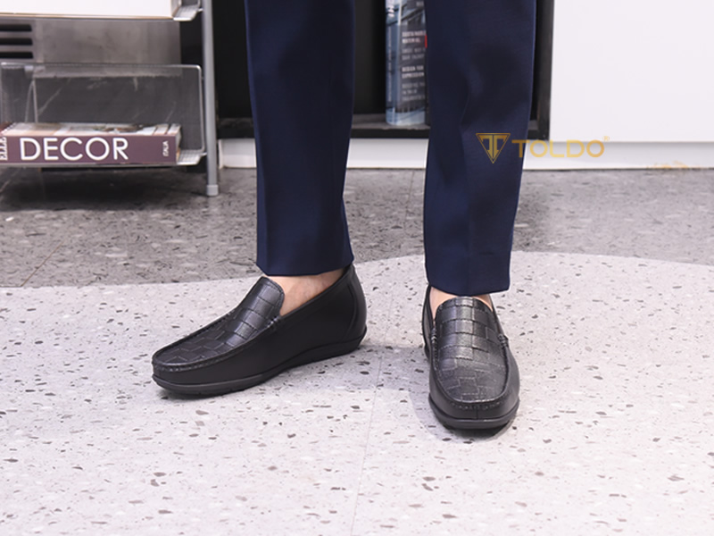 Giày cao 6cm siêu nhẹ vân kẻ caro 7